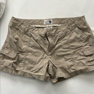 The North Face Tan Cargo Shorts Versatile Outdoor Essential